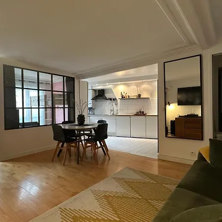 Lägenhet Place De La Madeleine - Classique Paris